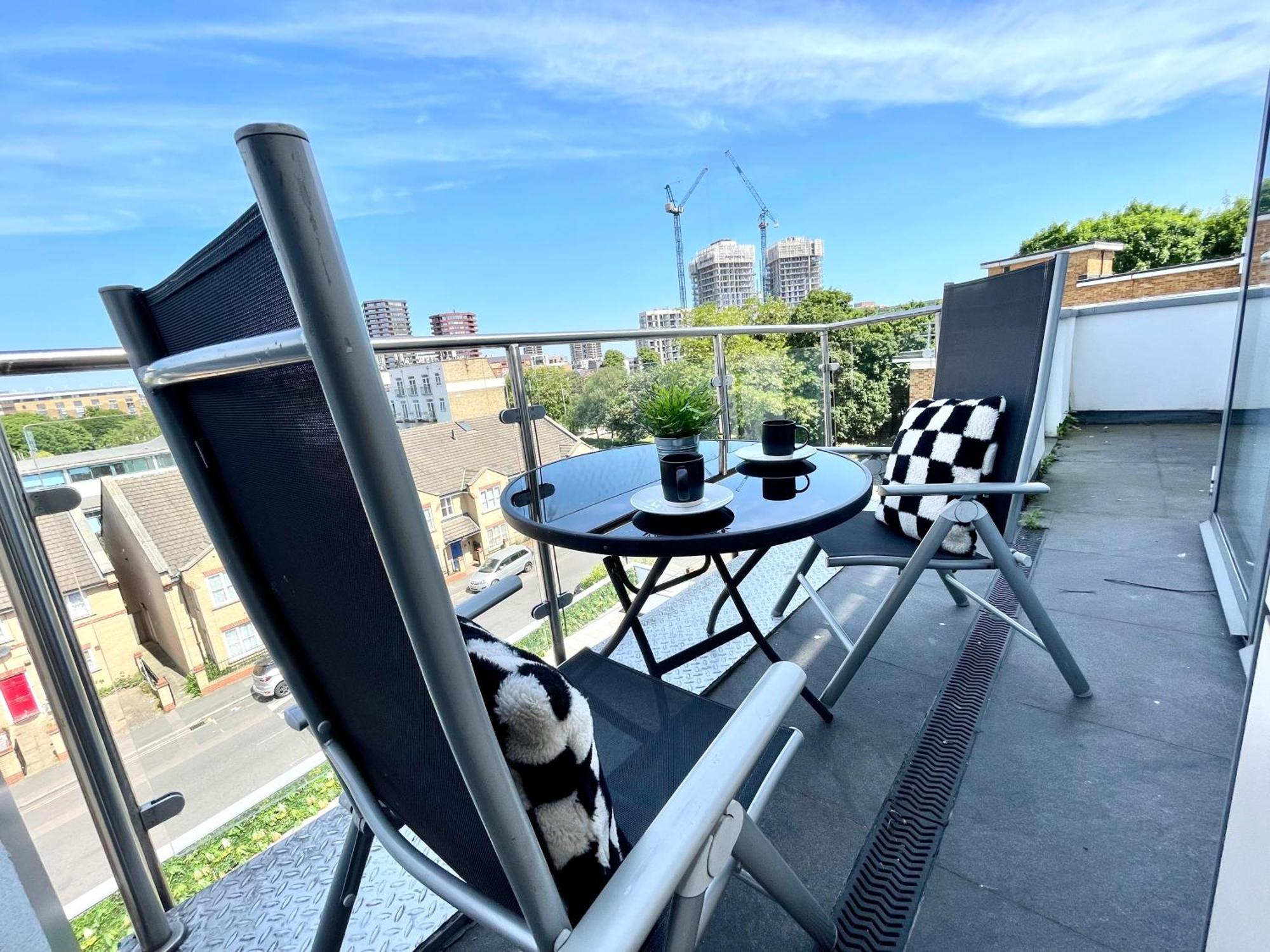 Contemporary Apartments With Private Terraces In Shoreditch, Hoxton, Islington Лондон Екстер'єр фото