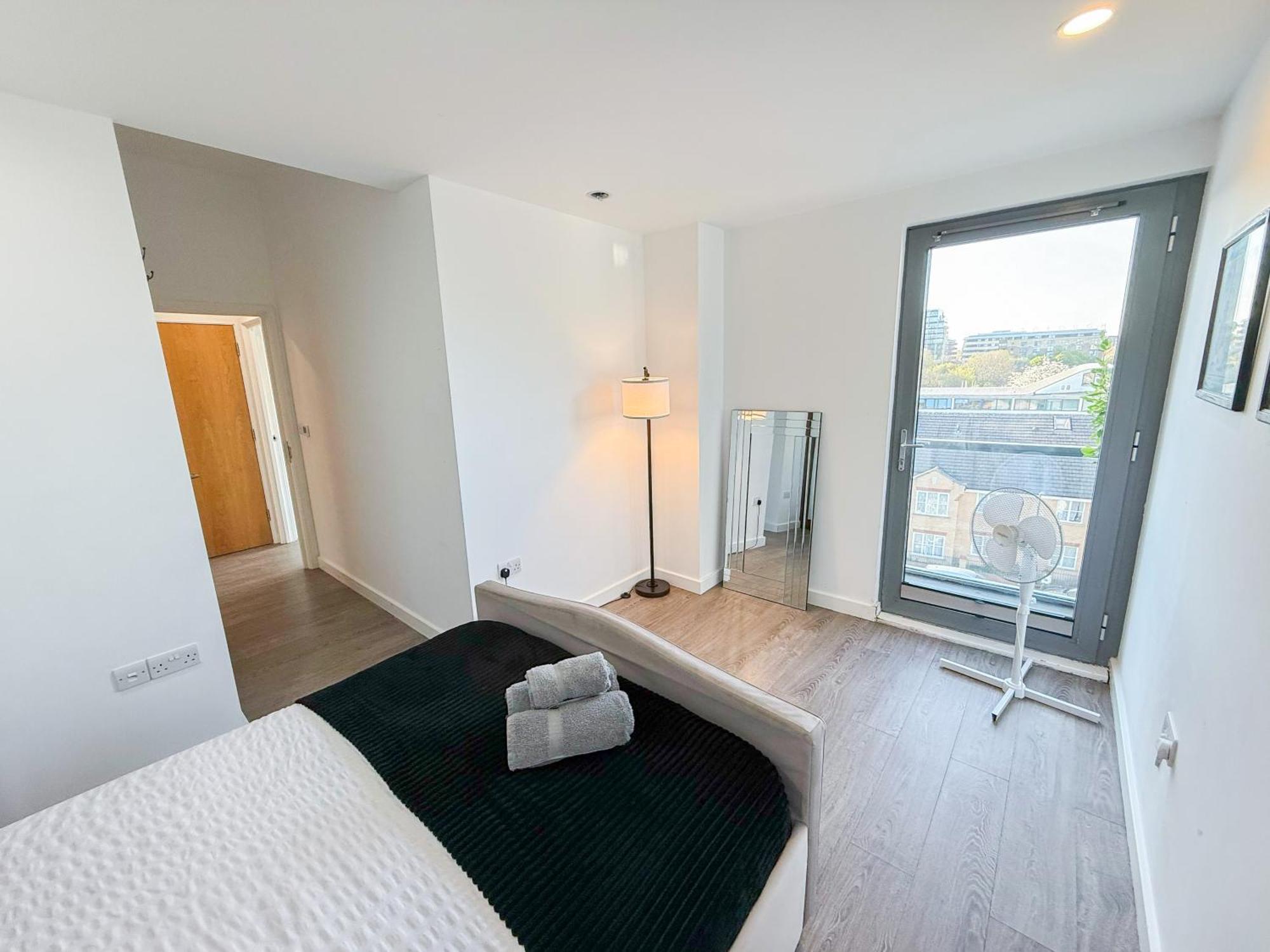 Contemporary Apartments With Private Terraces In Shoreditch, Hoxton, Islington Лондон Екстер'єр фото